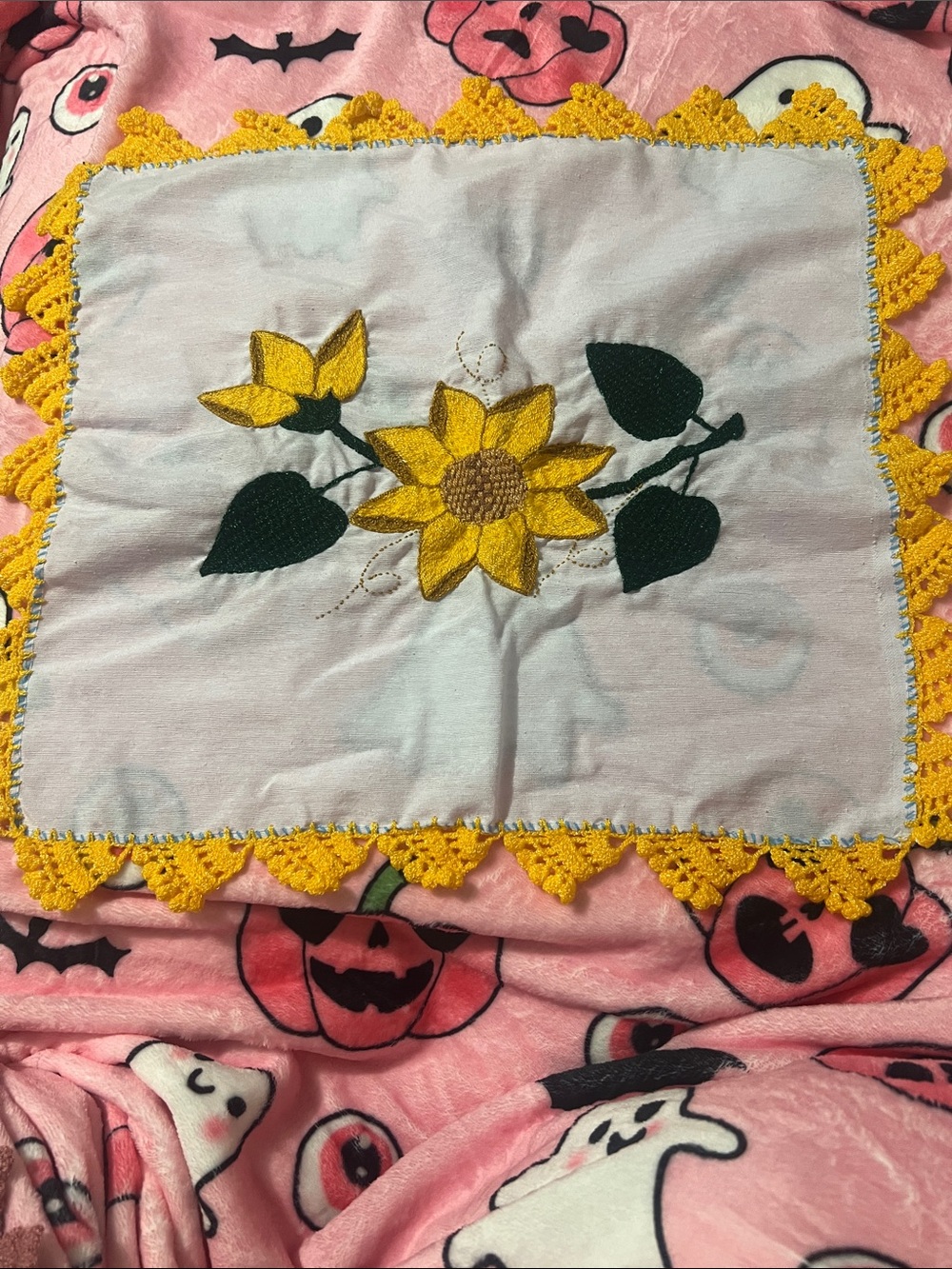 Hand-Embroidered Mexican Tortilla Warm - Sunflower